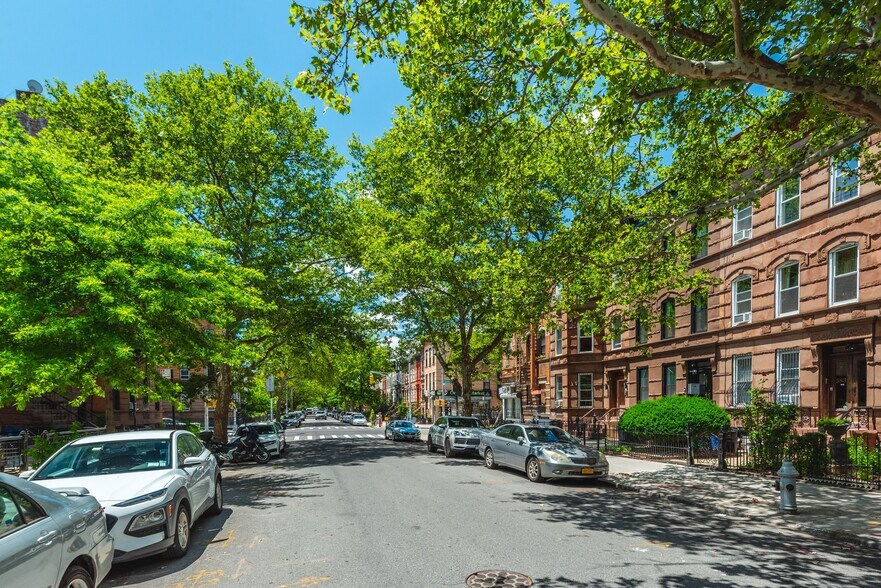 More Photos Of 579 Decatur St, Brooklyn Apartments For Sale