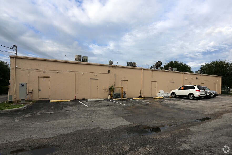 More Photos Of 3355 Lake Worth Rd, Palm Springs Storefront Retail Office For Lease