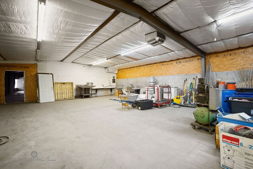 More Photos Of 200 E 19th St, Bakersfield Manufacturing For Sale
