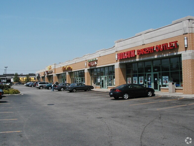 More Photos Of 1601-1747 S Cicero Ave, Cicero General Retail For Lease
