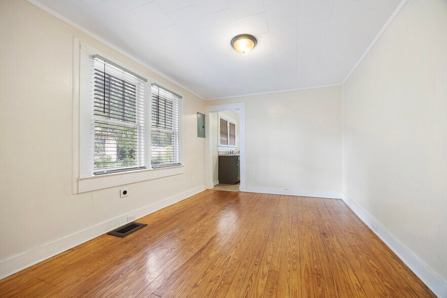 More Photos Of , Lake City Multifamily For Sale