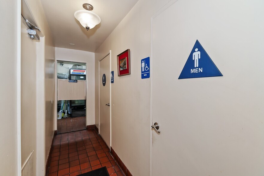 More Photos Of 41025 Big Bear Blvd, Big Bear Lake Restaurant For Sale