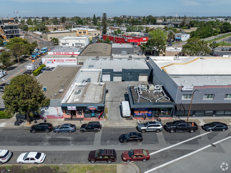 More Photos Of 411-417 Lathrop St, Redwood City Service For Sale