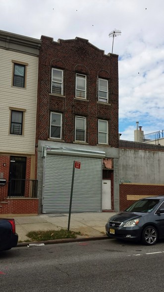 Primary Photo Of 1851 Eastern Pky, Brooklyn Storefront Retail Residential For Lease