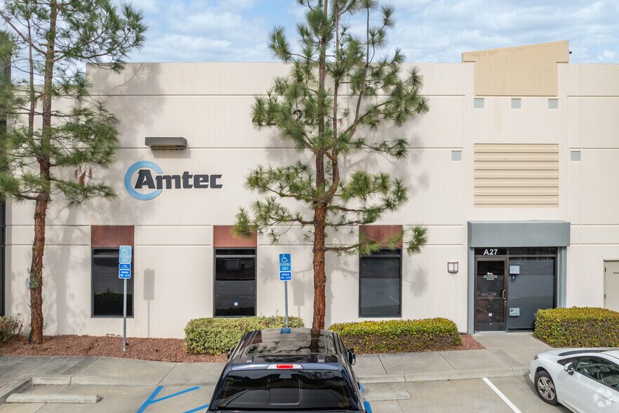 More Photos Of 42225 Remington Ave, Temecula Distribution For Lease