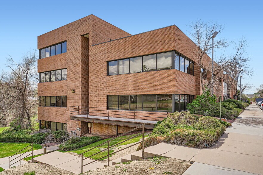 More Photos Of 7400 E Arapahoe Rd, Centennial Medical For Lease