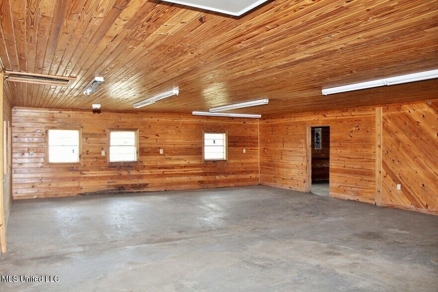 More Photos Of 6299 Highway 198 E, Lucedale Freestanding For Sale