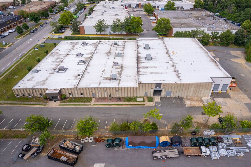 More Photos Of 5731 General Washington Dr, Alexandria Distribution For Sale