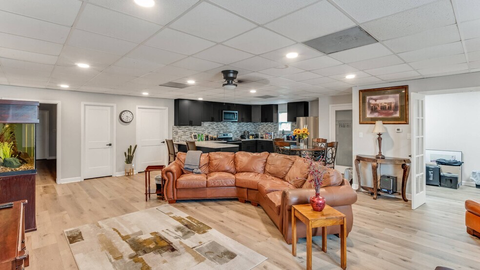 More Photos Of 2925 Fm 1960 Rd, Humble Office For Sale