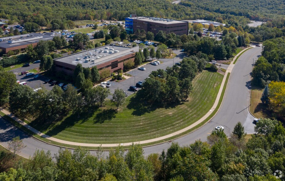 More Photos Of 600 Baltimore Dr, Wilkes Barre Office For Lease