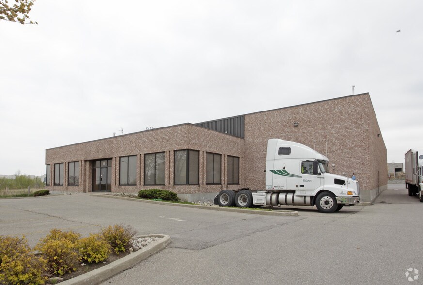 Primary Photo Of 18 Hedgedale Rd, Brampton Warehouse For Lease