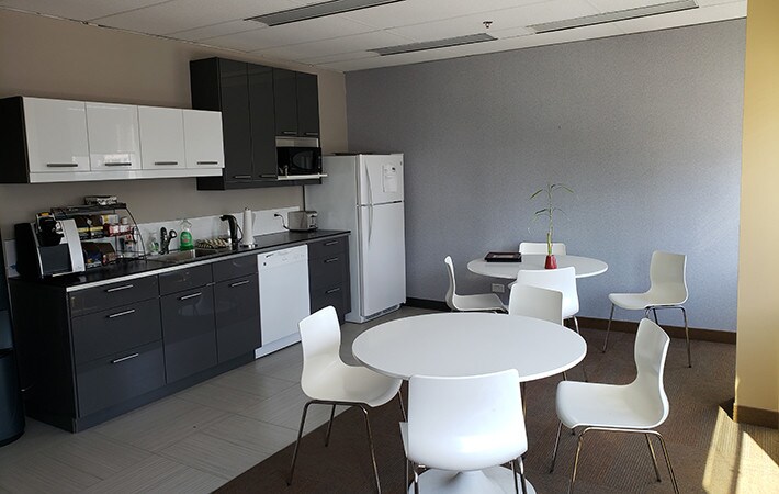 More Photos Of 330 St Mary Ave, Winnipeg Office For Lease