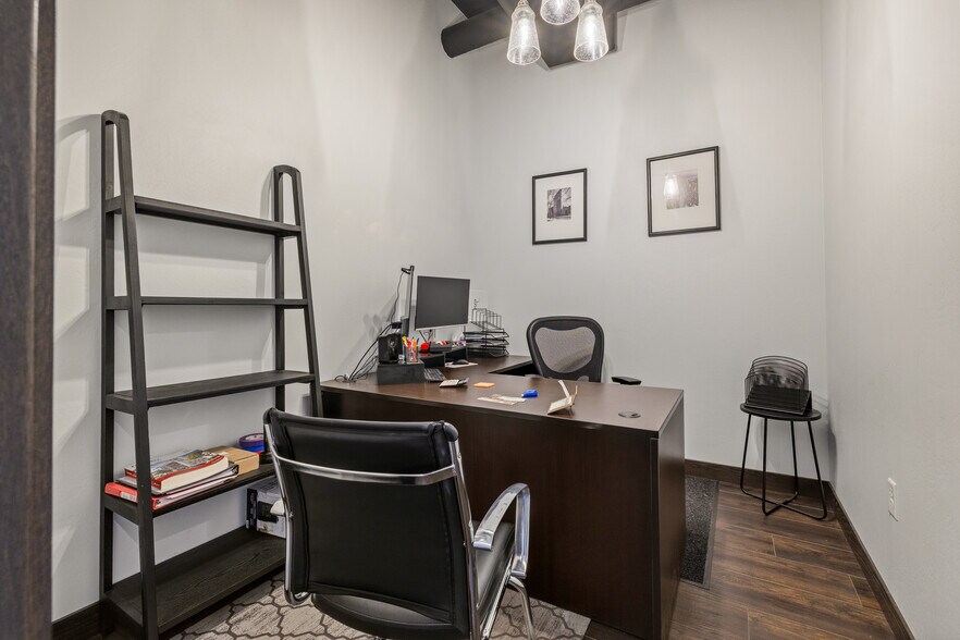 More Photos Of 5955 Mt Rushmore Rd, Rapid City Storefront Retail Office For Sale