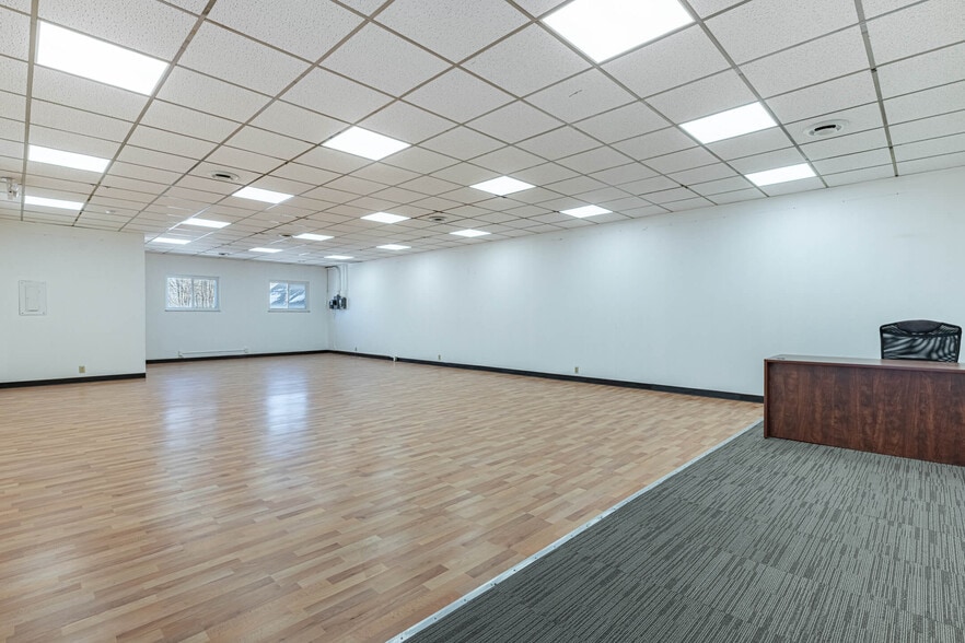More Photos Of 2382 S Dixie Hwy, Dayton Storefront Retail Office For Sale