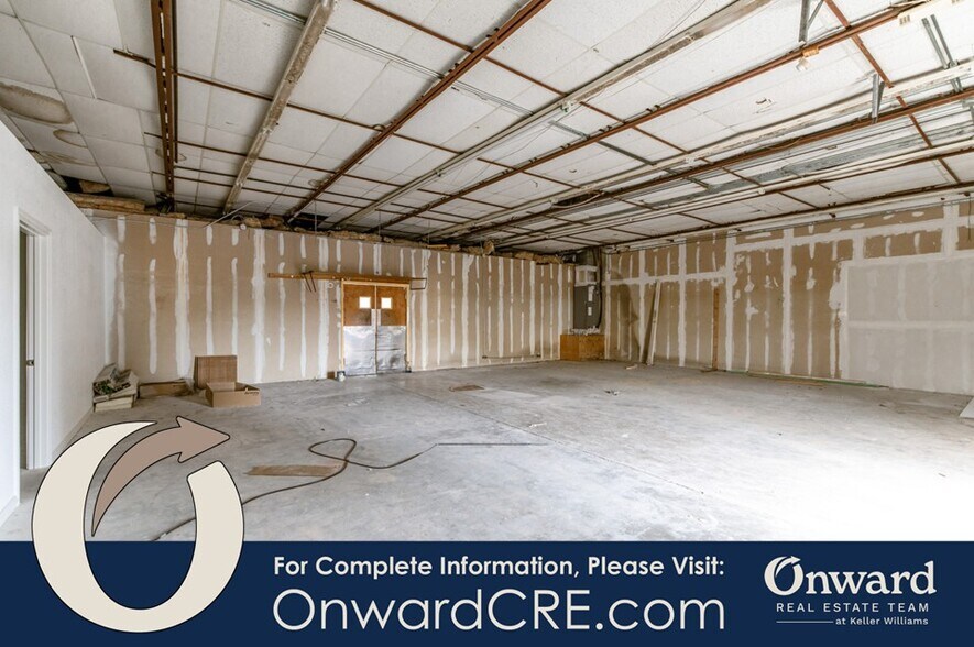 More Photos Of 1300 Lake Air Dr, Waco Unknown For Lease