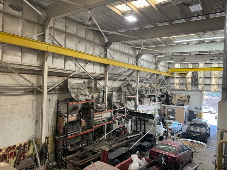 More Photos Of 2-16 Avenue C, Newark Warehouse For Lease