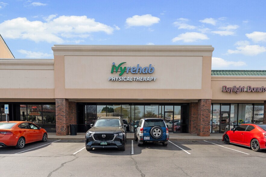 More Photos Of 1837 E Broad St, Statesville Unknown For Lease