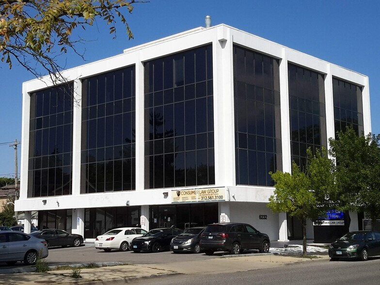 More Photos Of 6232 N Pulaski Rd, Chicago Office For Sale
