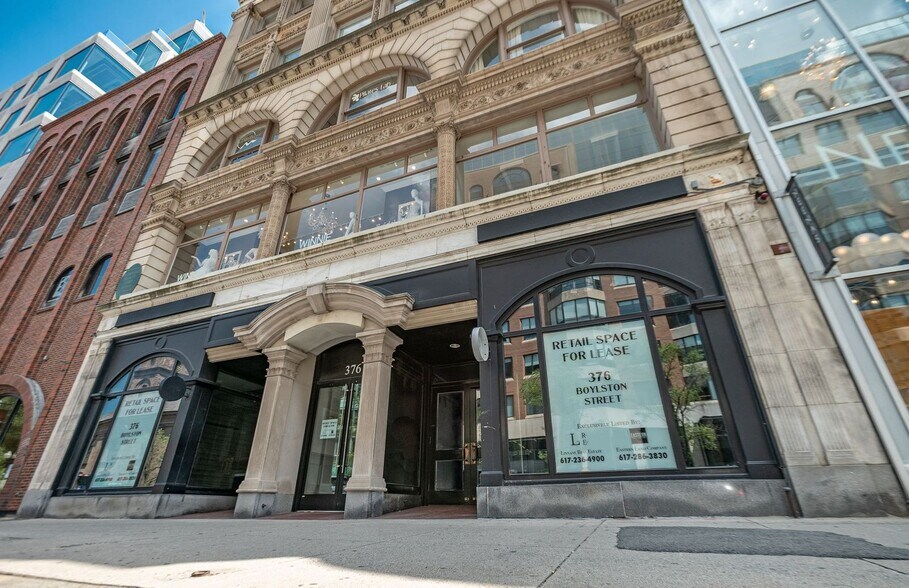 More Photos Of 376 Boylston St, Boston Storefront Retail Office For Lease