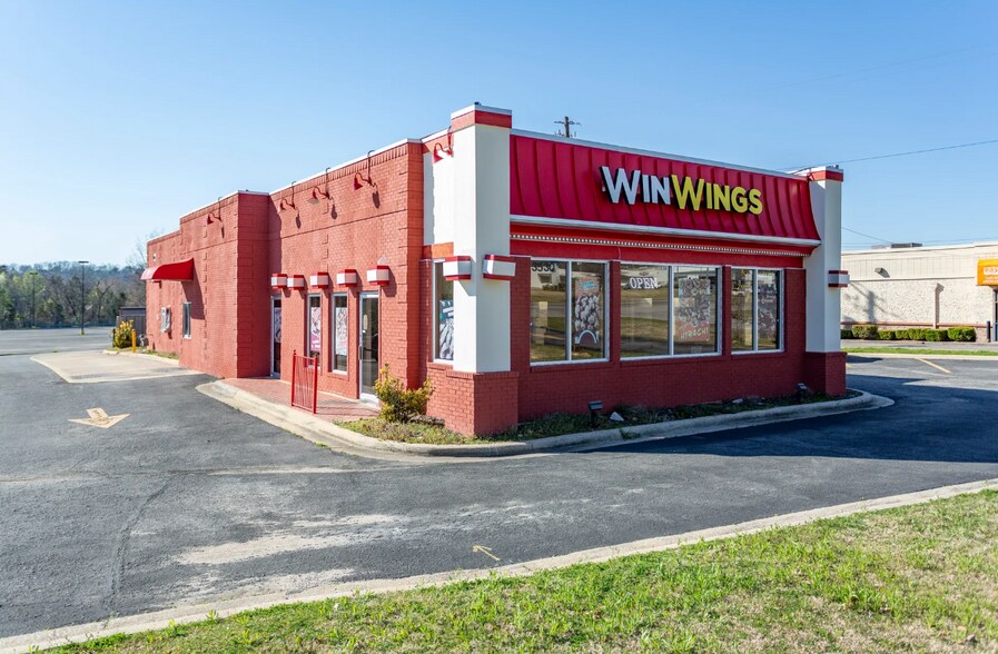 More Photos Of 3530 Pelham Pky, Pelham Fast Food For Sale