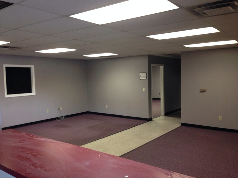 More Photos Of 6048-6050 State Rt 34, Winfield Warehouse For Lease