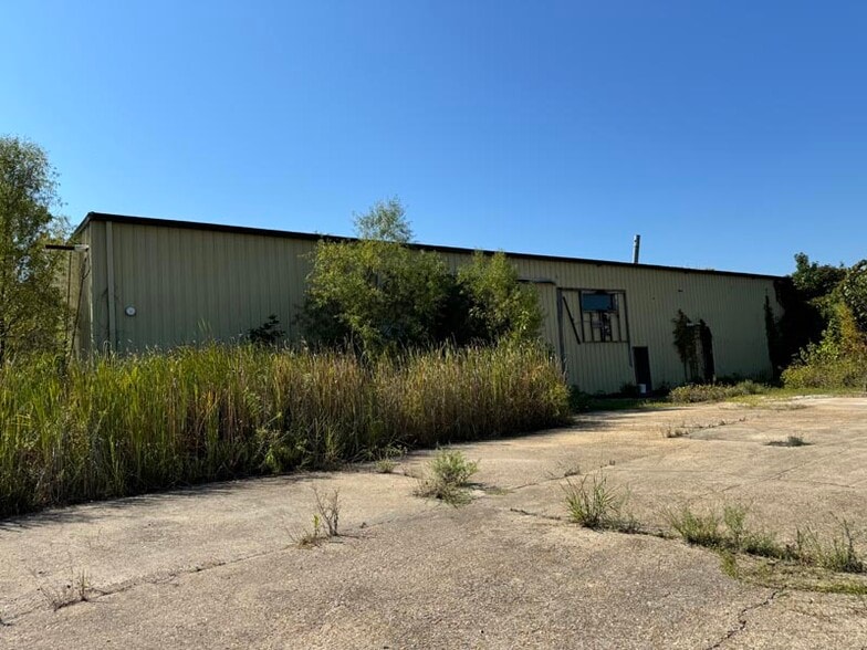 More Photos Of 201 N First, West Helena Manufacturing For Sale