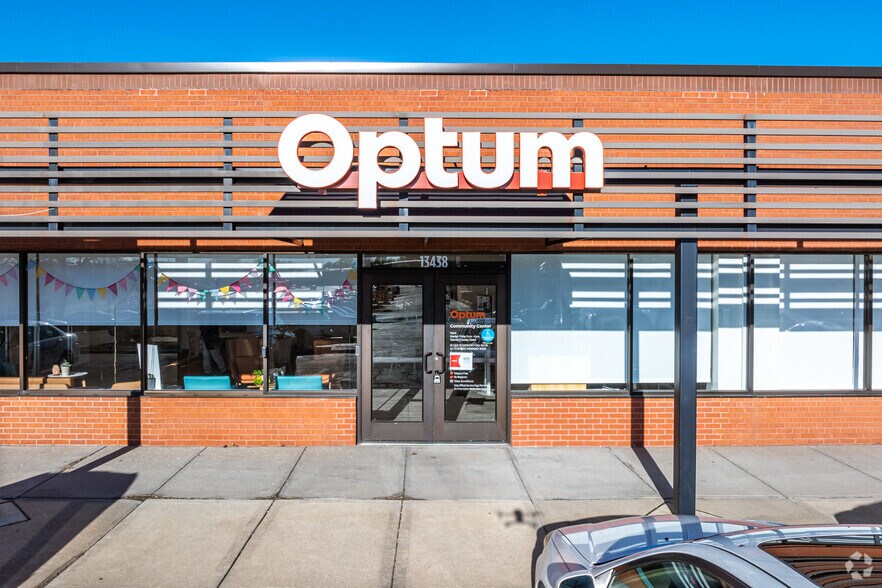 More Photos Of 13402-13438 W 62nd Ter, Shawnee Freestanding For Lease