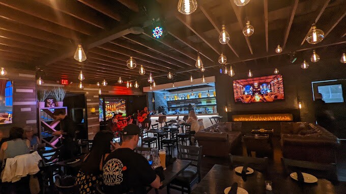 More Photos Of 23759 Roscoe Blvd, West Hills Freestanding For Sale