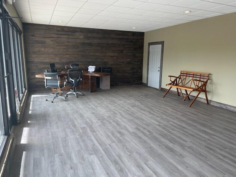 More Photos Of 112 S Parler Ave, Saint George Auto Repair For Sale