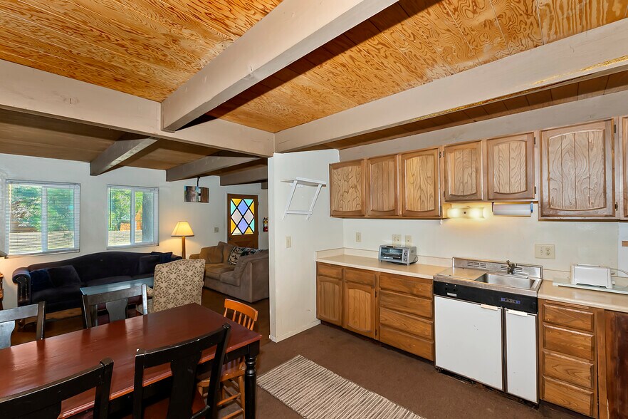 More Photos Of 432 Big Bear Blvd, Big Bear City Apartments For Sale