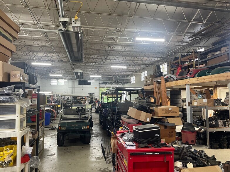 More Photos Of 4450 S Pine Ave, Ocala Warehouse For Lease