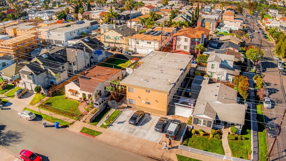 More Photos Of 4580 33rd St, San Diego Apartments For Sale