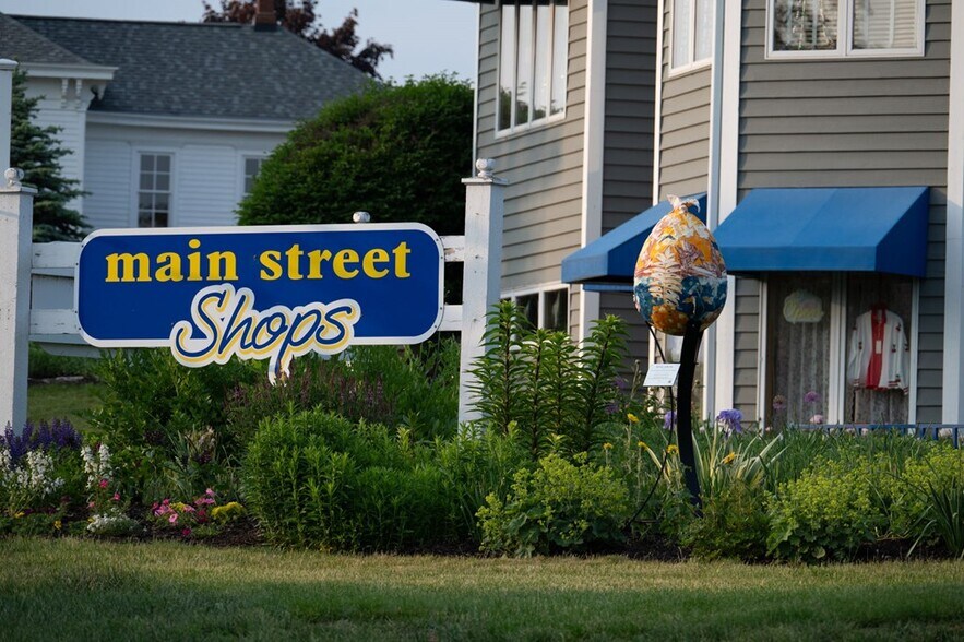 More Photos Of 7828 Highway 42, Egg Harbor Storefront For Sale