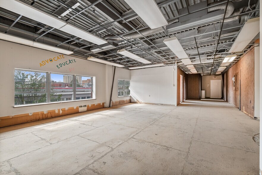 More Photos Of 90 E Union St, Wilkes-Barre Light Distribution For Lease