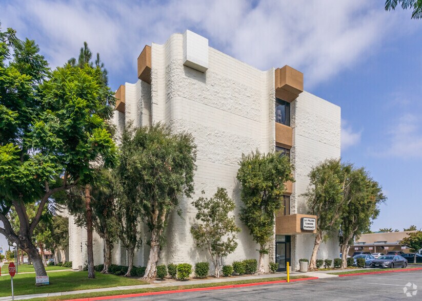More Photos Of 5451 La Palma Ave, La Palma Medical For Lease