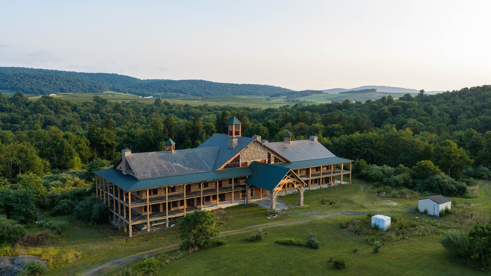 More Photos Of 1207 Flohrs Church Rd, Biglerville Hospitality For Sale