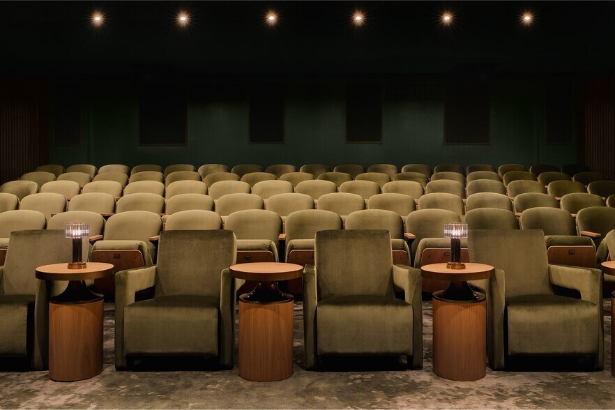 More Photos Of 104 E 25th St, New York Coworking Space