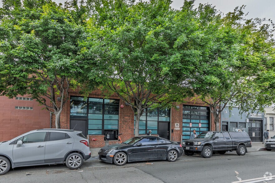 More Photos Of 75 14th St, San Francisco Light Distribution For Sale