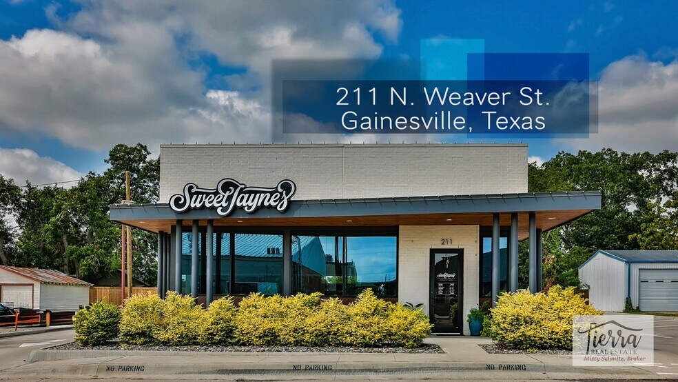 Primary Photo Of 211 N Weaver St, Gainesville Flex For Sale