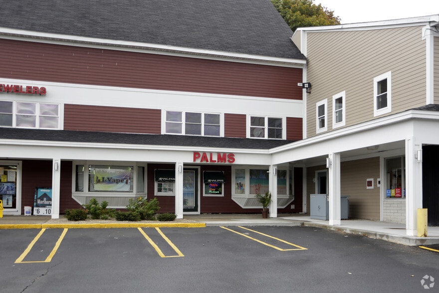 More Photos Of 341-351 S Broadway, Salem Unknown For Lease