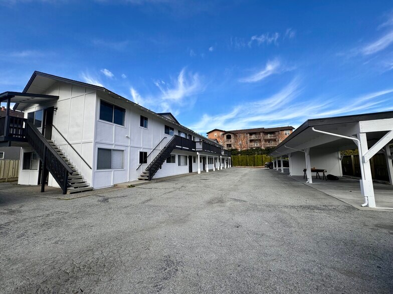 More Photos Of 290 Pennsylvania Dr, Watsonville Apartments For Sale