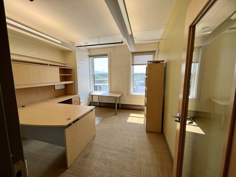 More Photos Of 915 Broadway, Albany Loft Creative Space For Lease