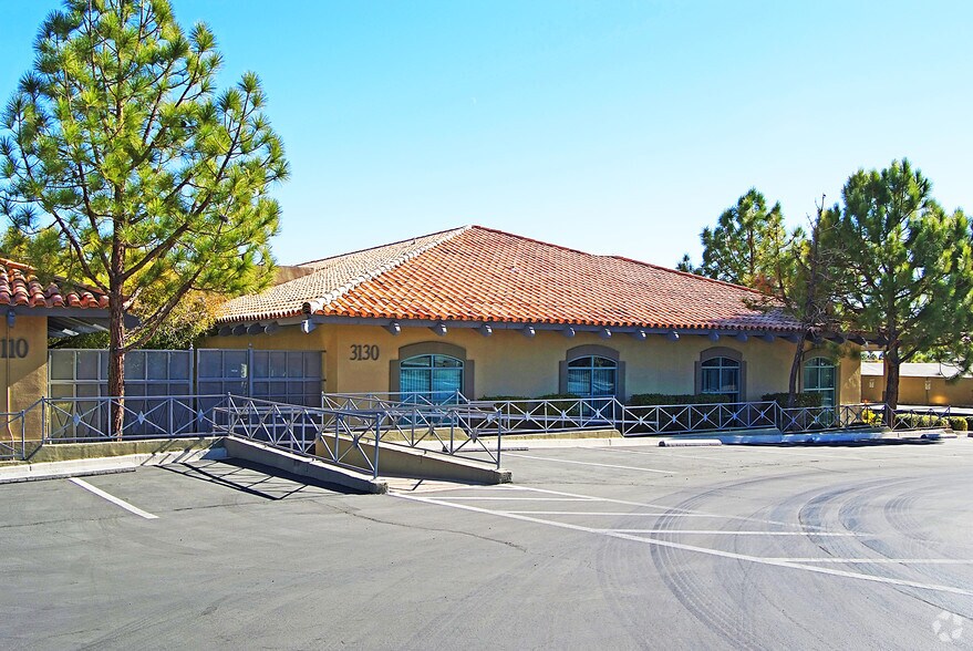 More Photos Of 3130 S Rainbow Blvd, Las Vegas Unknown For Lease