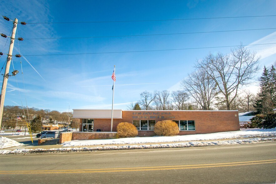 More Photos Of 32 Durban Ave, Hopatcong Freestanding For Sale