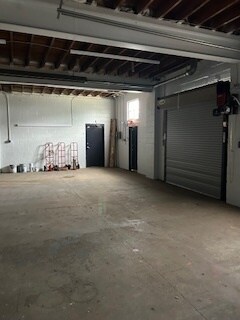 More Photos Of 1001 W 27th St, Norfolk Warehouse For Lease