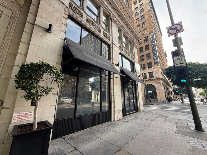More Photos Of 758 S Spring St, Los Angeles Apartments For Lease