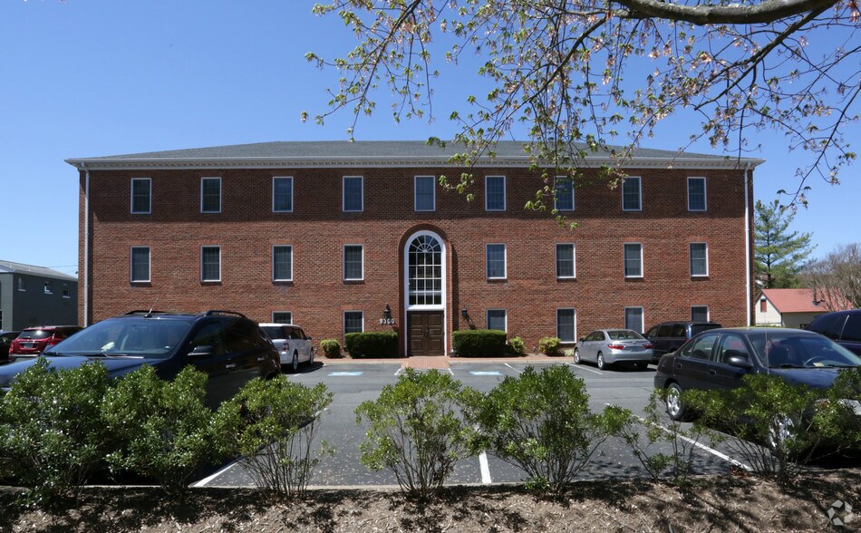 More Photos Of 9300 Grant Ave, Manassas Office For Lease