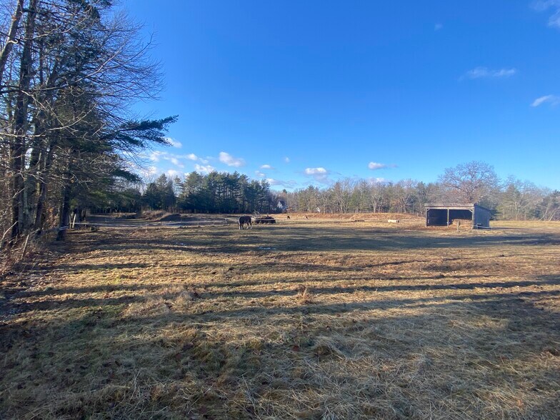 More Photos Of 668 Hollis Rd, Hollis Center Warehouse For Sale