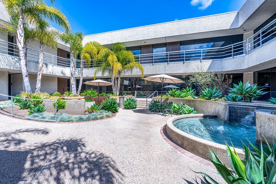 More Photos Of 5120 Shoreham Pl, San Diego Office For Sale