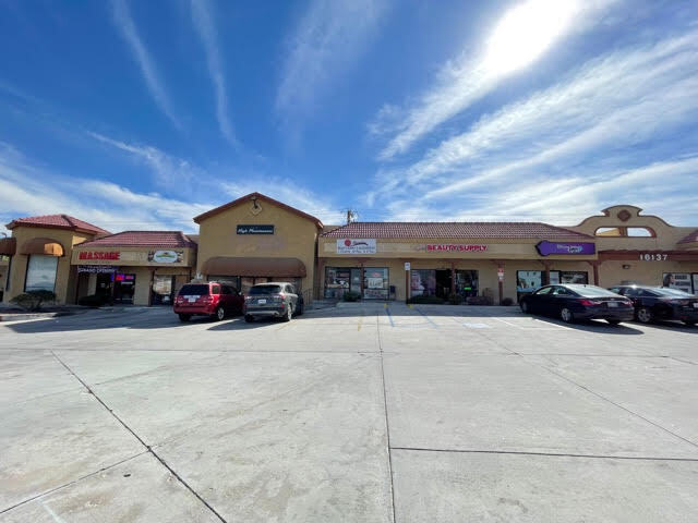 More Photos Of 16137 Green Tree Blvd, Victorville Unknown For Lease